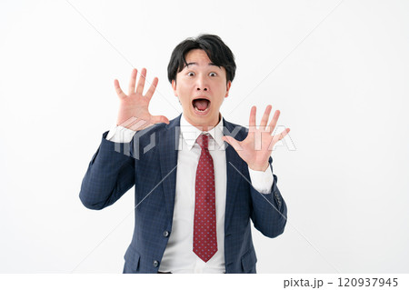 ビジネスマン　男性　ポジティブ 120937945