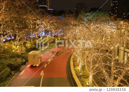 東京ミッドタウンの夜景 都会のイルミネーション ライトアップ 東京ミッドタウンの夜景 都会のイルミネーション ライトアップ 120938338