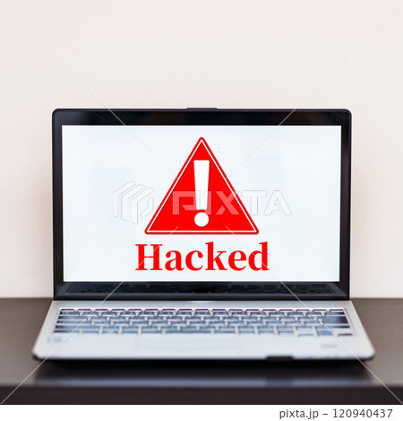 ランサムウェア 被害 が 急増 している 【 情報セキュリティ と ITリスク の イメージ 】 120940437