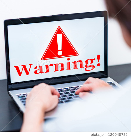 ランサムウェア 被害 が 急増 している 【 情報セキュリティ と ITリスク の イメージ 】 120940723