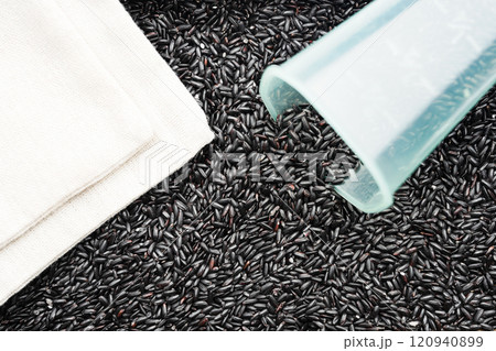 black ricel on a towel black ricel on a towel 120940899