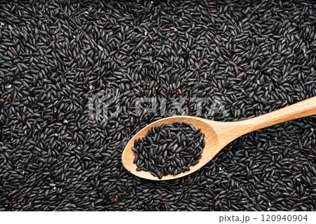 black rice in spoon black rice in spoon 120940904