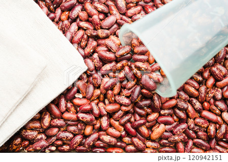 Kidney Beans 120942151