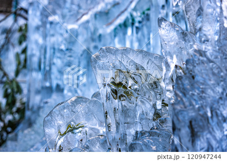 埼玉県　尾ノ内百景の氷柱 120947244