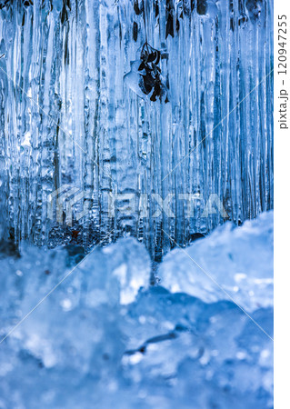 埼玉県　尾ノ内百景の氷柱 120947255