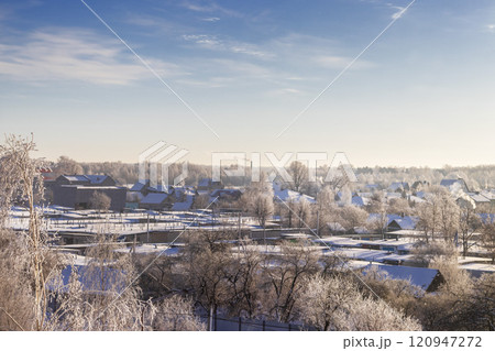 Landscape shot of the winter village 120947272