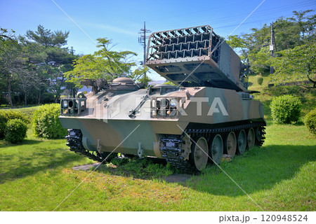 中部・陸上自衛隊・富士学校記念行事・75式130mm自走多連装ロケット弾発射機・静岡県小山町(1) 120948524