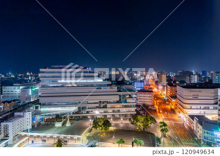 夜の宮崎駅西口 夜の宮崎駅西口 120949634