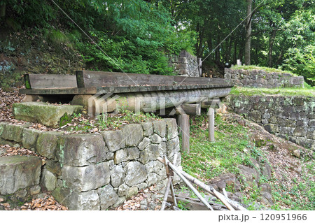 金山城跡の物見台下通路【群馬県太田市】 120951966
