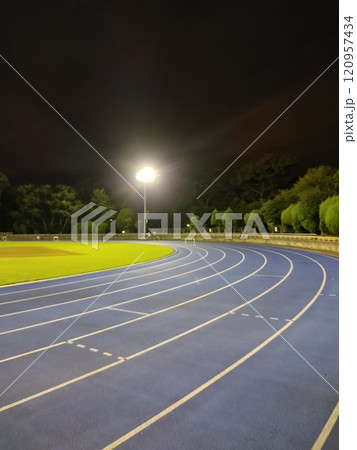 大蔵運動公園 陸上競技場 大蔵運動公園 陸上競技場 120957434