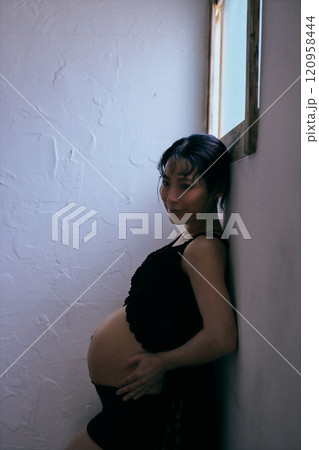 妊婦 マタニティ 120958444