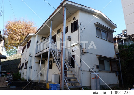 昭和のアパート 120961289
