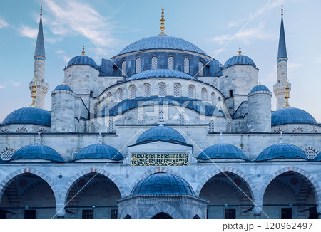 Blue mosque in Istanbul city, Turkey Blue mosque in Istanbul city, Turkey 120962497