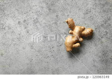 fresh raw ginger 120963149