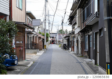 【山口県山口市】一の坂川周辺の町並み 120965630