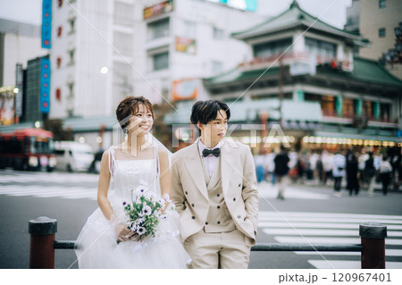 カジュアルウェディング前撮り カジュアルウェディング前撮り 120967401