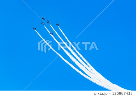 ブルーインパルス フェニックスロール(入間航空祭) ブルーインパルス フェニックスロール(入間航空祭) 120967433