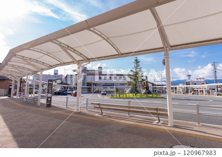駅前風景　御殿場駅 120967983