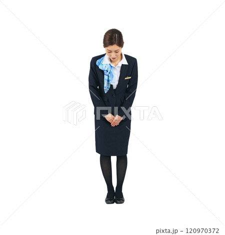 お辞儀する接客業の女性の全身写真 120970372