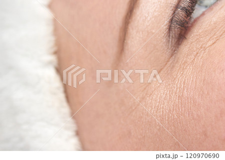 Close up of mature caucasian female skin showing wrinkles and texture Close up of mature caucasian female skin showing wrinkles and texture 120970690