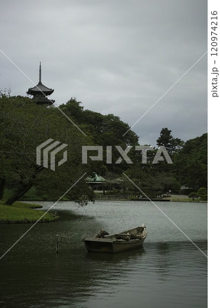 日本の庭園三溪園 120974216