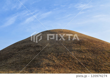 Ancient Silla Dynasty tombs in Korea 120974274