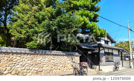 芦屋市の富田砕花旧居 120978000
