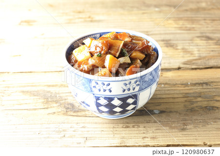豪華山盛り具だくさんの漬け海鮮丼 豪華山盛り具だくさんの漬け海鮮丼 120980637