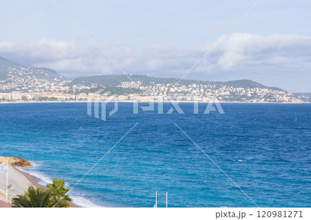 フランス、ニースの風景 フランス、ニースの風景 120981271