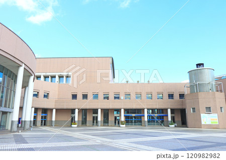三重県津市、三重県文化会館の風景 三重県津市、三重県文化会館の風景 120982982