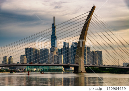 Buildings in the central area of Ho Chi Minh City, along the Saigon River. 120984439