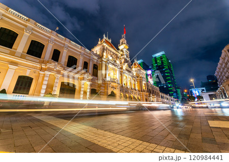 Ho Chi Minh City Hall is a building in a French colonial style in Ho Chi Minh City, Vietnam 120984441