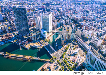 日本の横浜都市景観 横浜の街や各所で再開発…桜木町駅や関内駅前の再開発などを望む＝8日 120985624