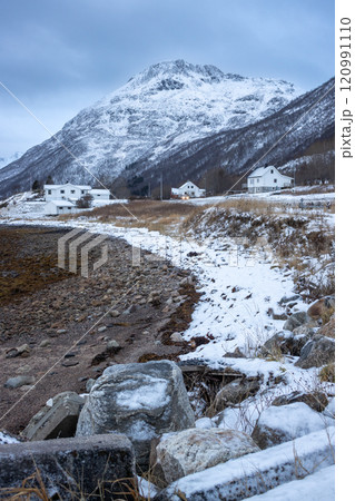 Coast of the Norwegian sea, Kongsvika, Norway 120991110