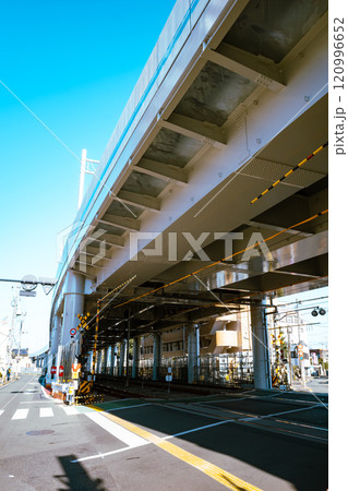 踏切と高架化工事 東京都 東村山駅周辺 2024.11 b-4 ライトカラー 踏切と高架化工事 東京都 東村山駅周辺 2024.11 b-4 ライトカラー 120996652