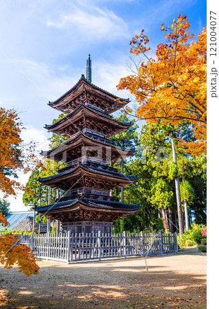 【新潟県_佐渡市_妙宣寺】新潟県内に現存する唯一の『五重塔』 秋編　11月 121004077