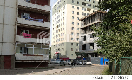 ウランバートルの路地裏 121006577