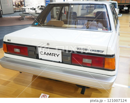 展示車両　トヨタ　カムリ 121007124