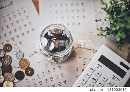 カレンダーとお金の管理 121008615