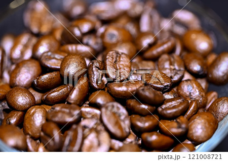 焙煎したコーヒー豆 121008721