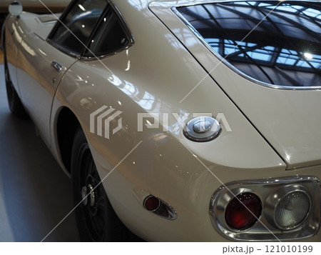 展示車両　トヨタ　2000GT 121010199