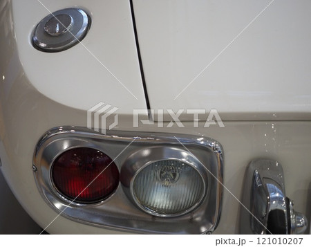 展示車両　トヨタ　2000GT 121010207