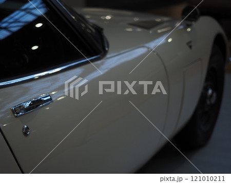 展示車両 トヨタ 2000GT 展示車両 トヨタ 2000GT 121010211