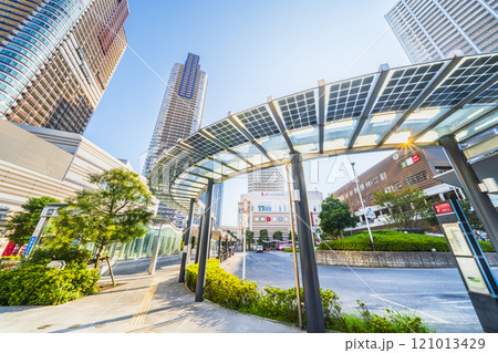川崎・武蔵小杉駅前の都市風景【神奈川県・川崎市】 121013429