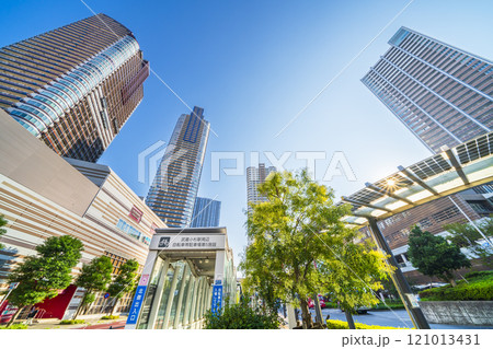 川崎・武蔵小杉の都市景観　駅前風景【神奈川県・川崎市】 121013431