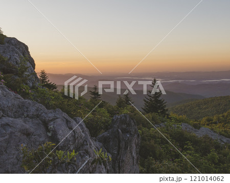 USA, Virginia, Mount Rogers National Recreation Area at sunrise  121014062