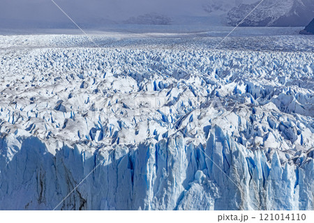 Argentina, Santa Cruz, El Calafate, Perito Moreno glacier ice formations 121014110