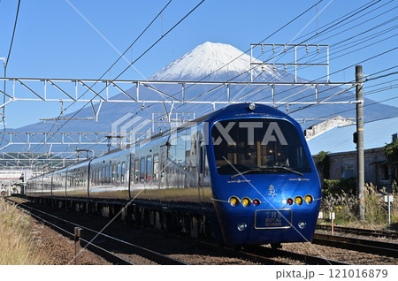 THE ROYAL EXPRESS　富士山 121016879
