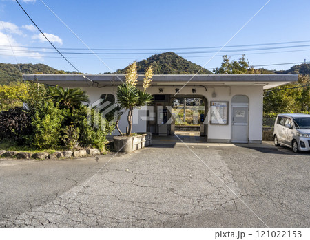 呉市安浦町安登にあるJR安登駅 121022153