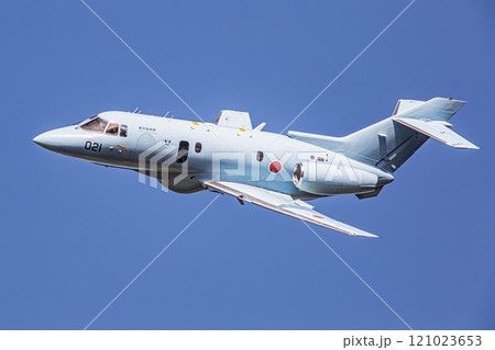 航空自衛隊の救難捜索機 121023653